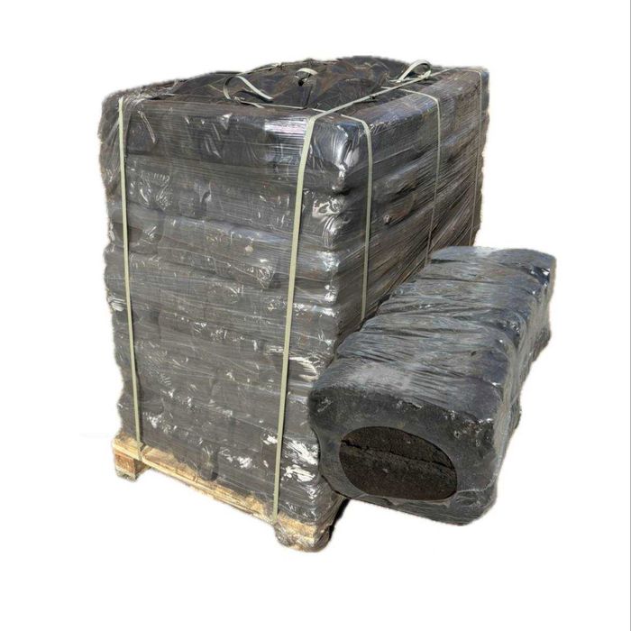 Brykiet torfowy na palecie, w worku big bag