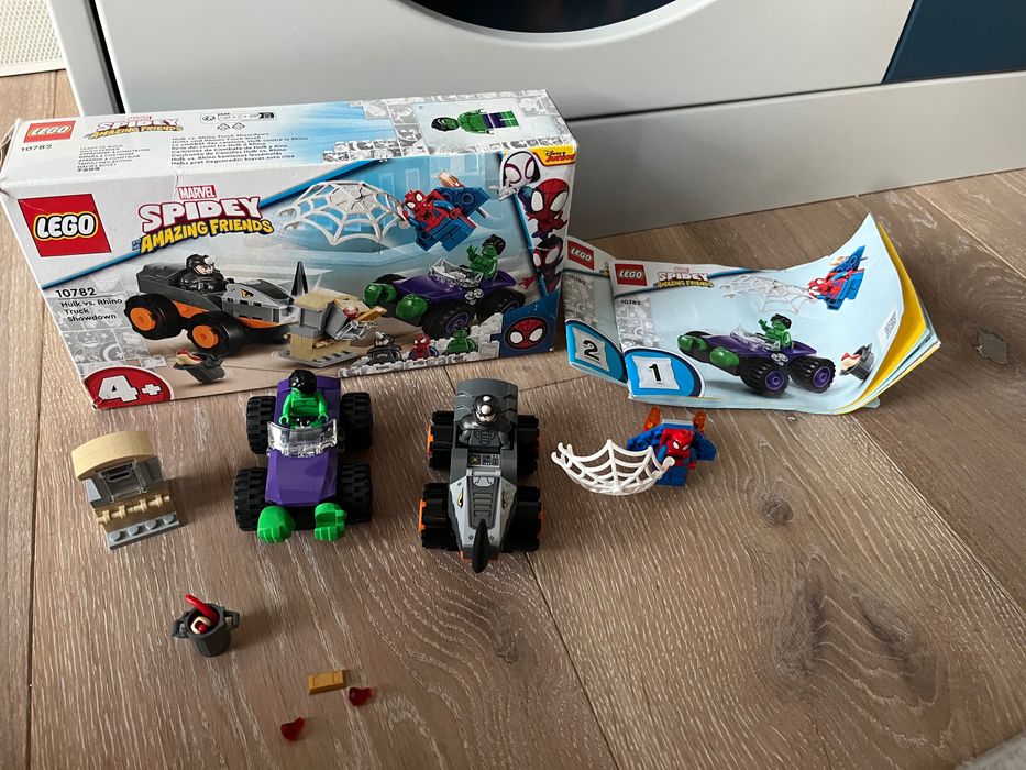 Klocki Lego 10782 i Lego 10781