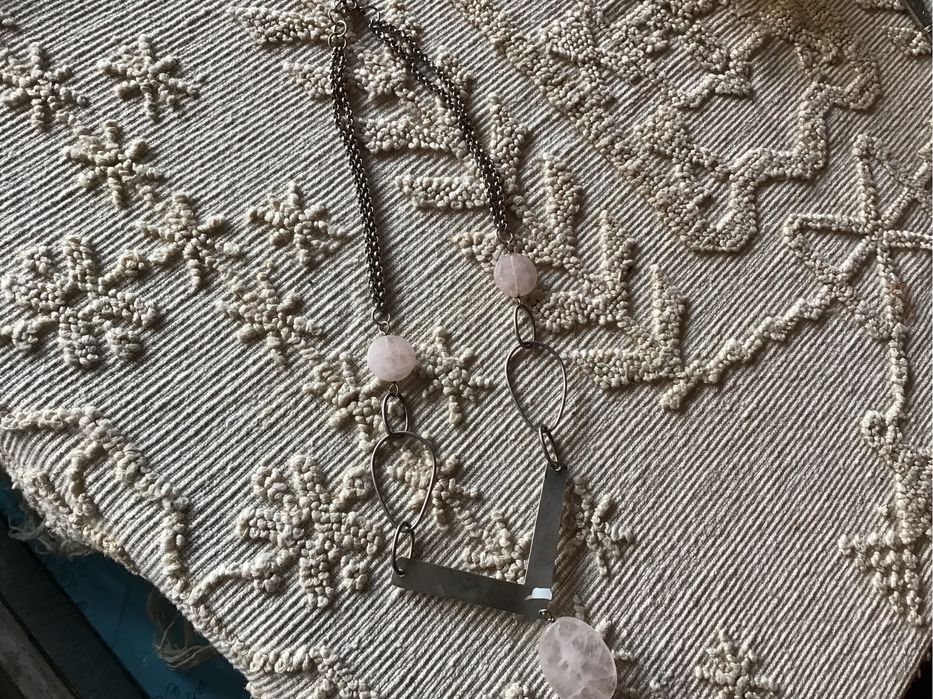 Fio de prata vintage com pedras semi- preciosas ( quartzo rosa). Sugestão prenda  natalícia. Descida de preço.