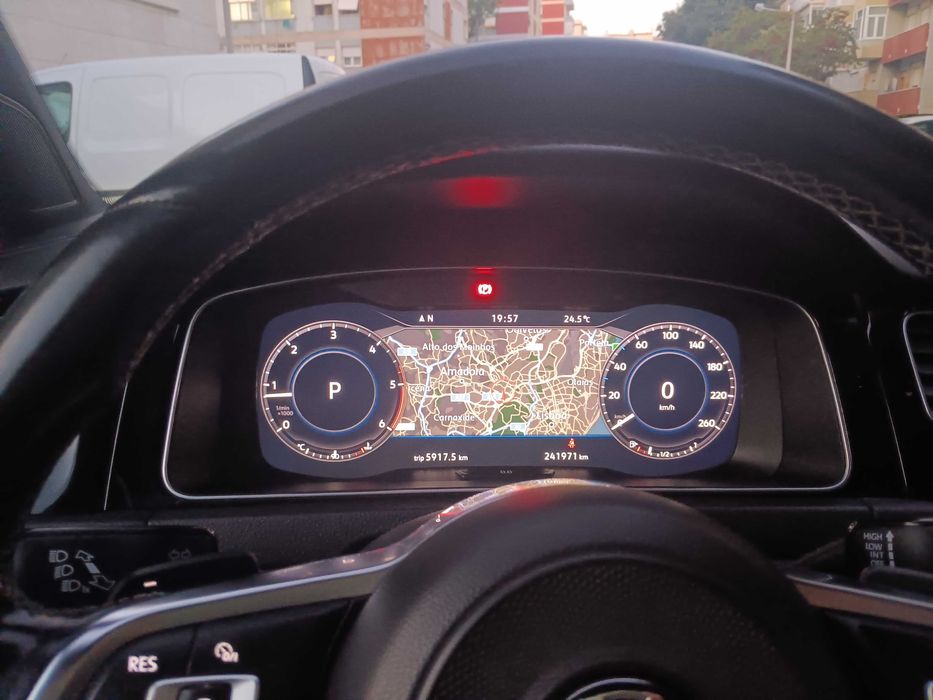 Golf Variante 7.5 R line