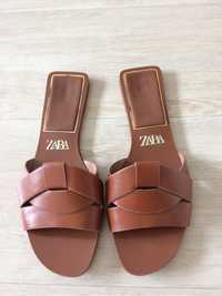 Sandalias castanhas Zara