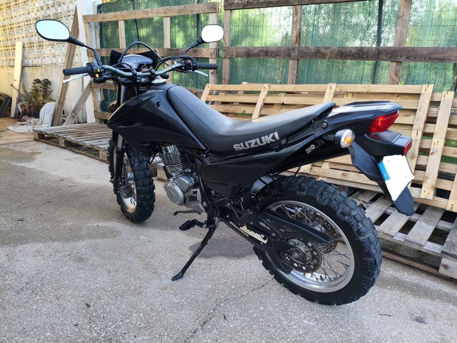 Suzuki DR 125 SM