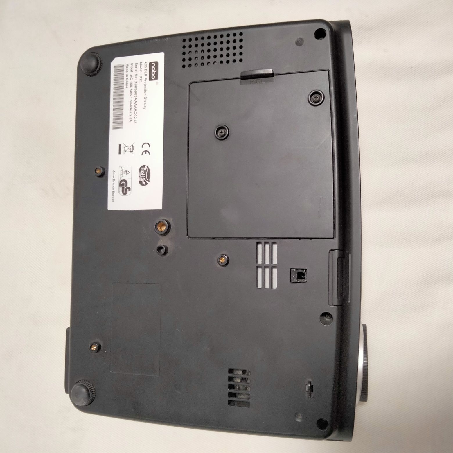 Projektor NOBO X25 DLP Texas Instruments
