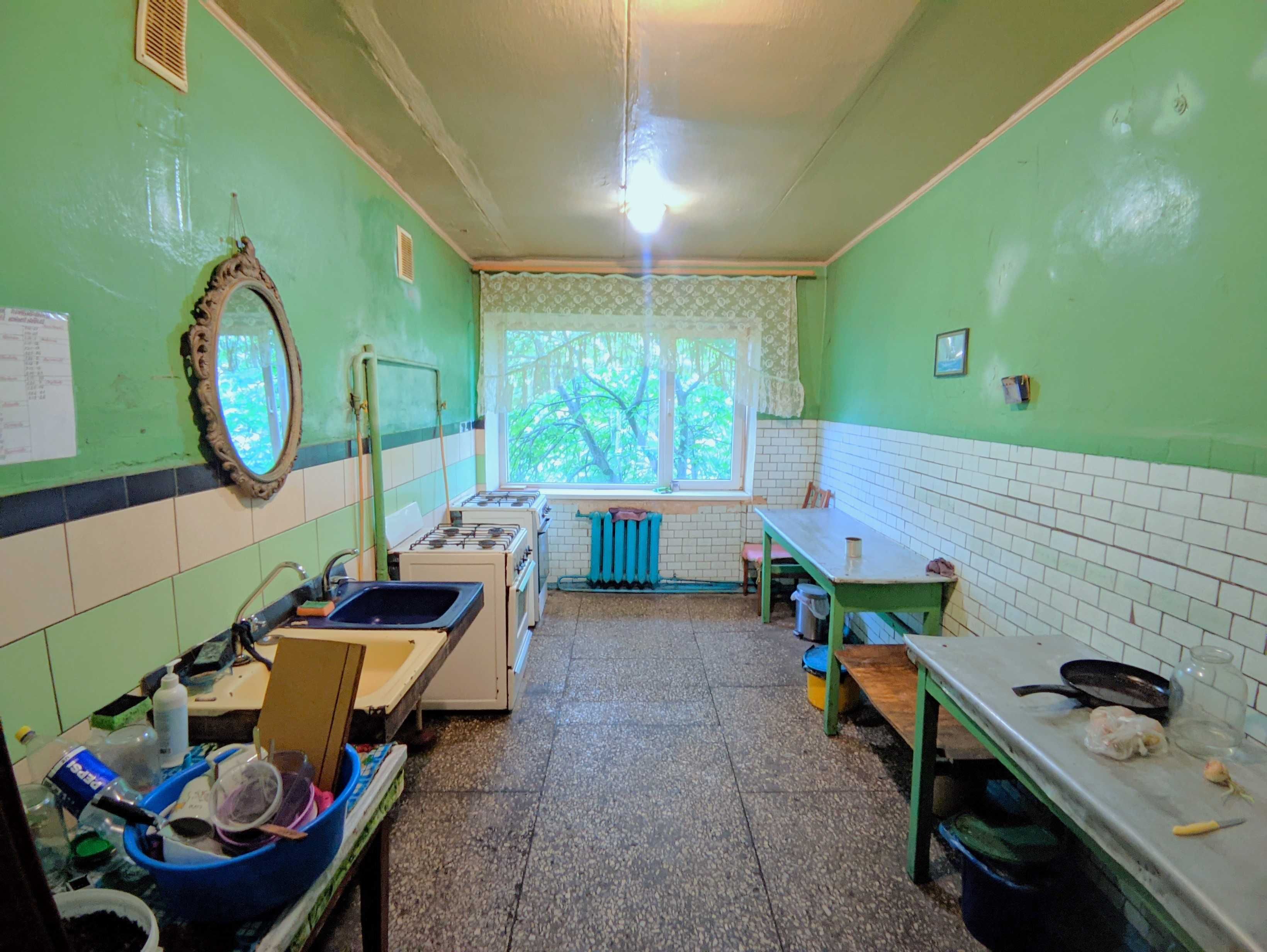 Кімната в Гуртожитку по Кільцю. зуп. ЖБИ (ЗБВ) за Зигіна. Центр 7 хв.