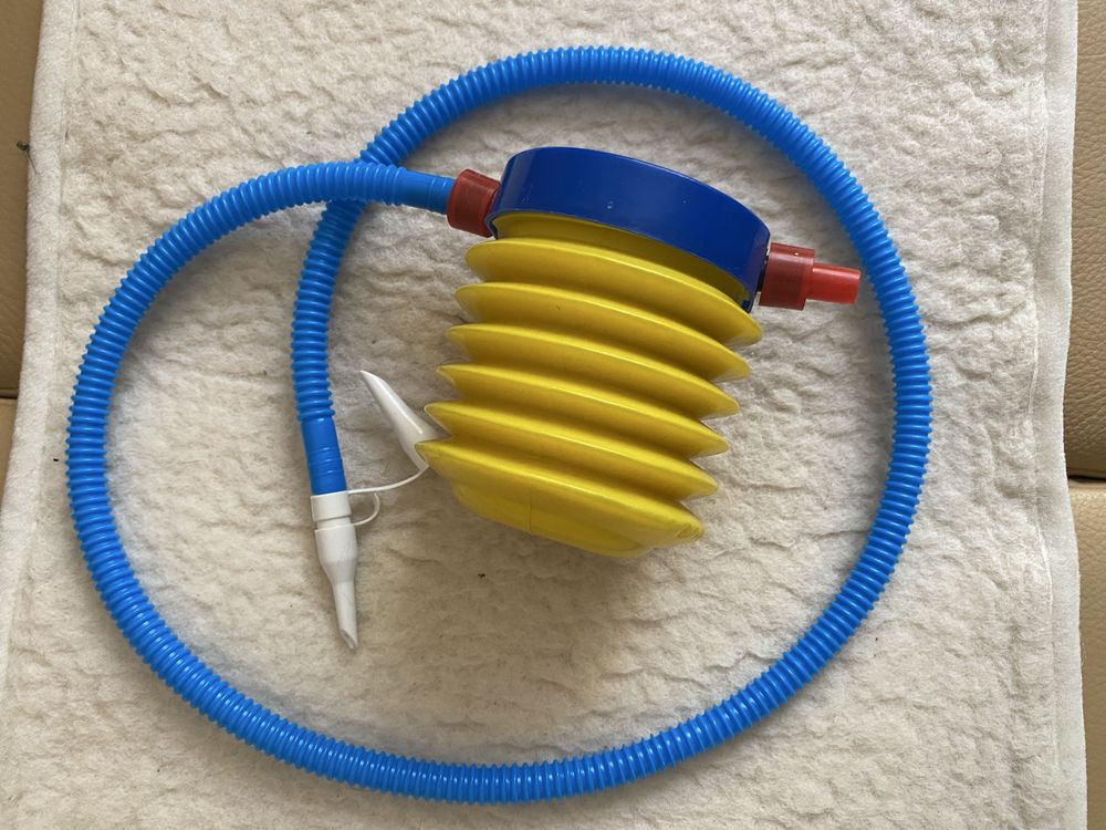 Piłka ARmedical rehabilitacja, joga, 60 cm srebrna + pompka stan bdb