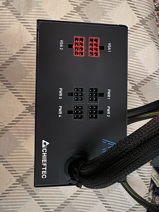Блок питания Chieftec CTG-650C 650w 80+ Bronze