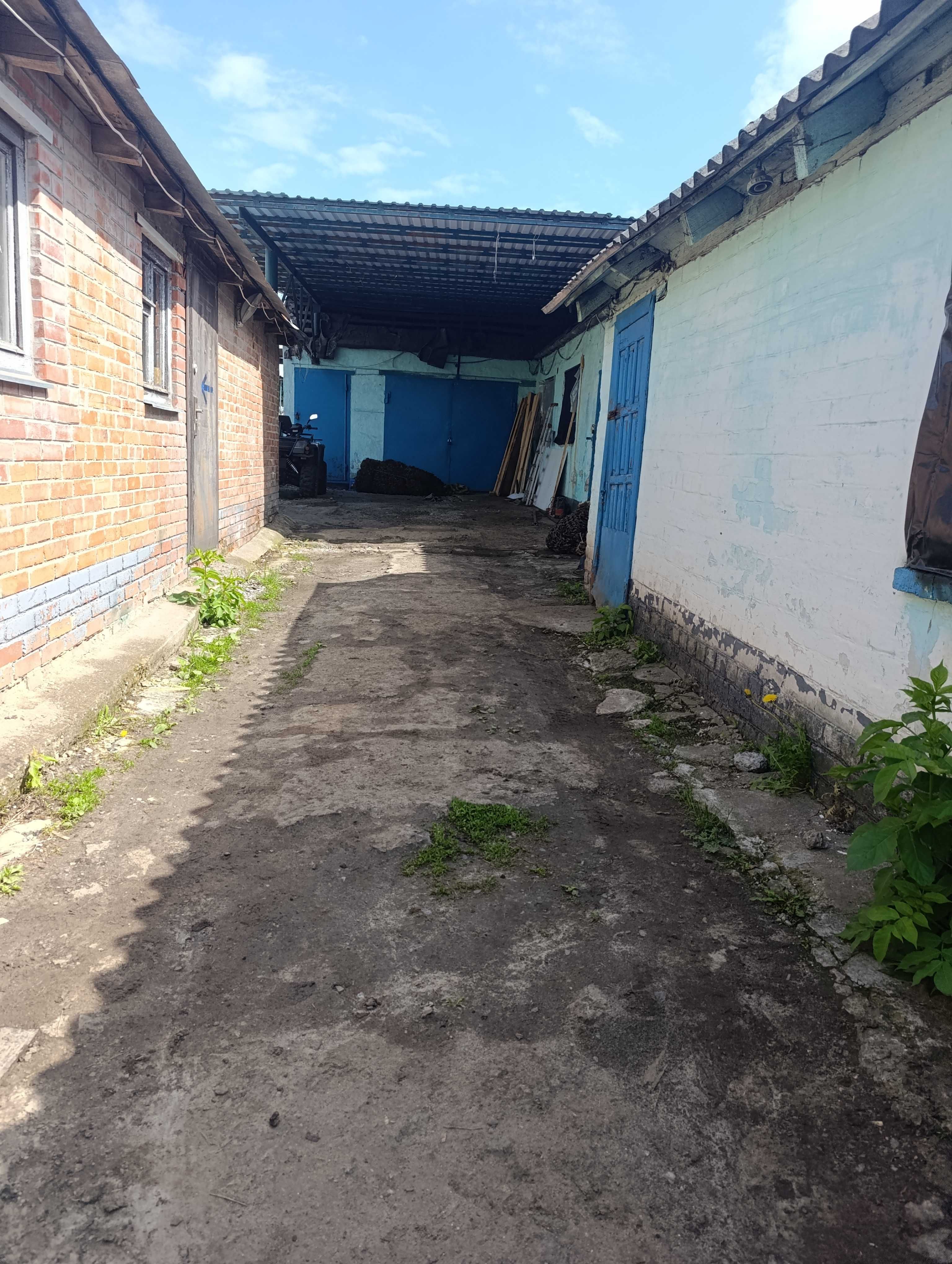 Продам часть  дома с. Момотове