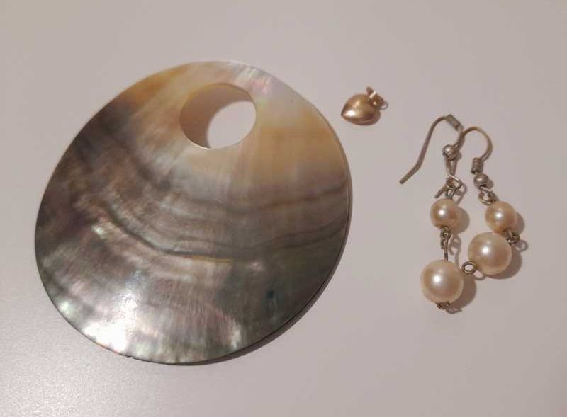 Zestaw wakacyjny morski zawieszka wisiorek MUSZLA + kolczyki perłowe