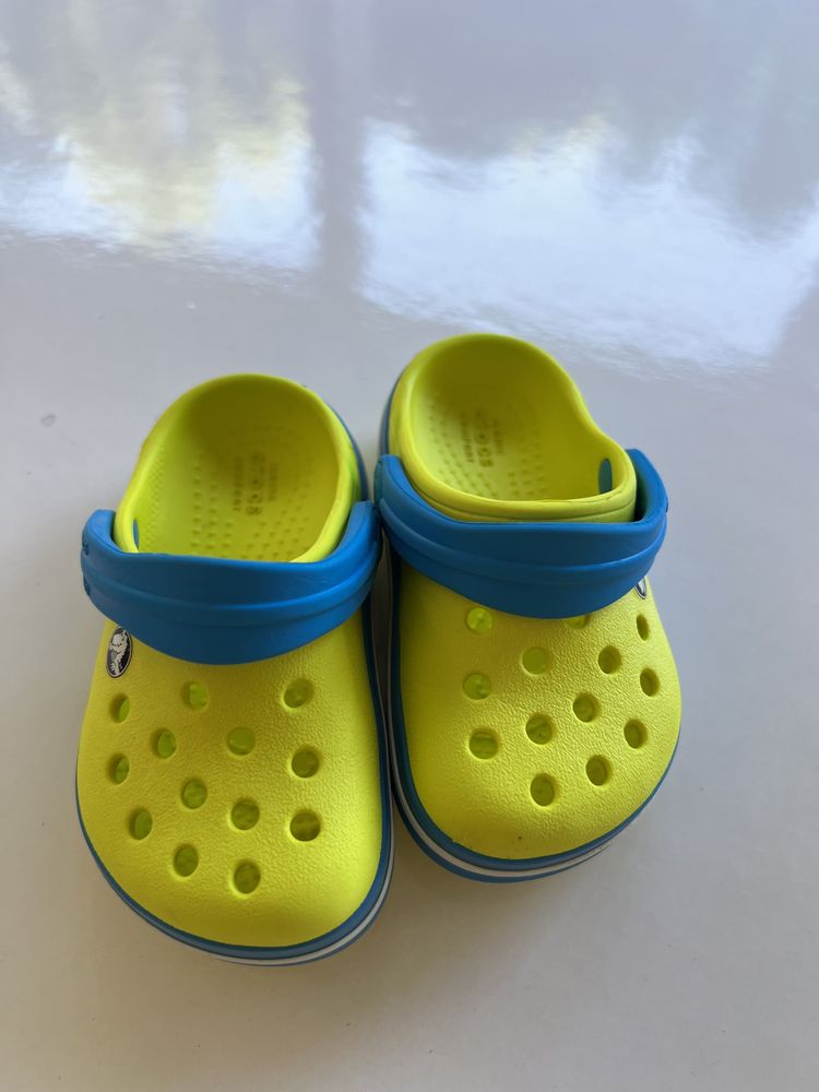 Crocs criança 21