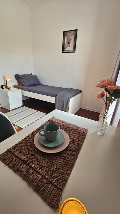 Quarto individual em Belém.