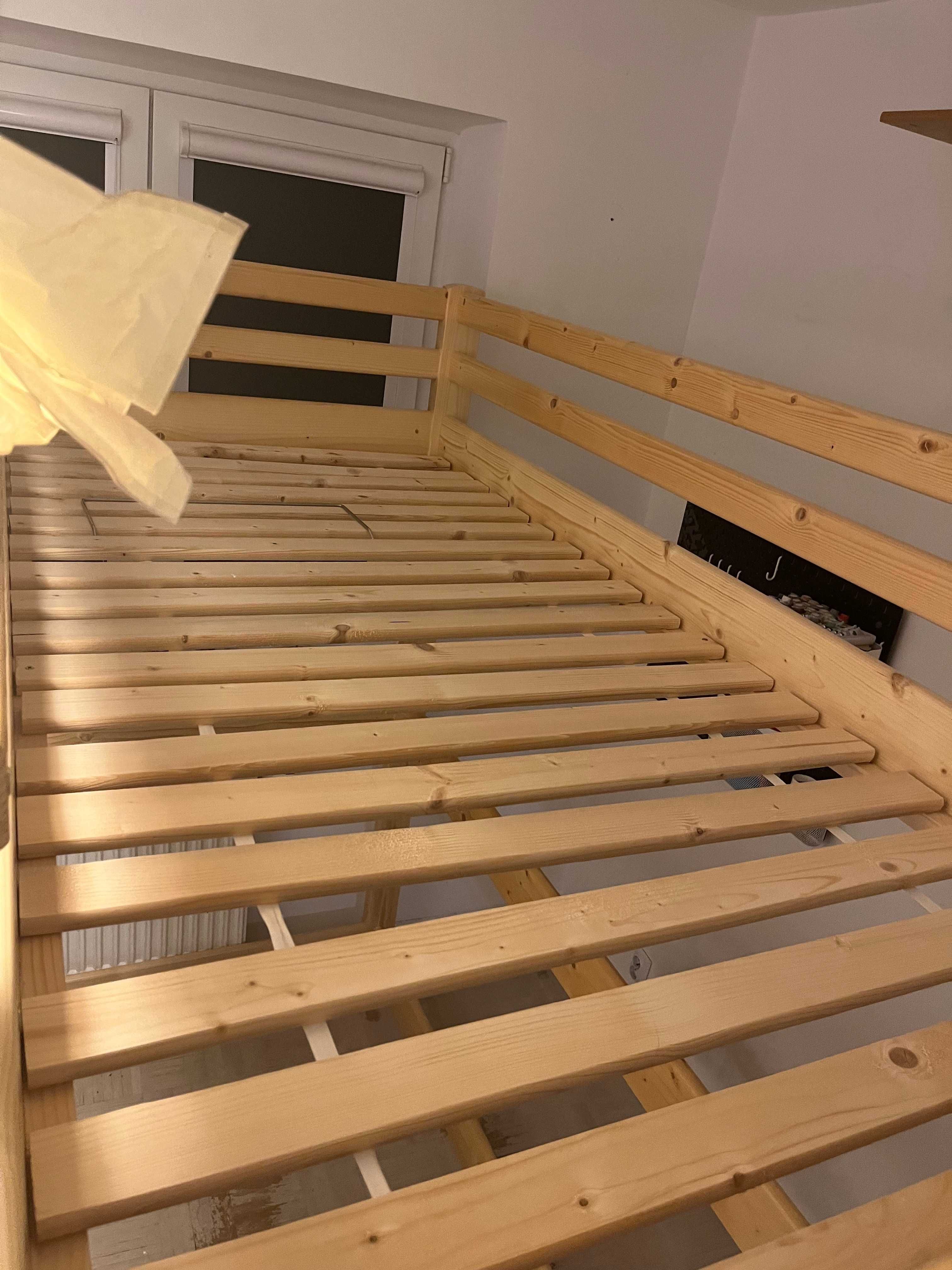 Drewniane łóżko Ania na antresoli 90x200 bez materaca