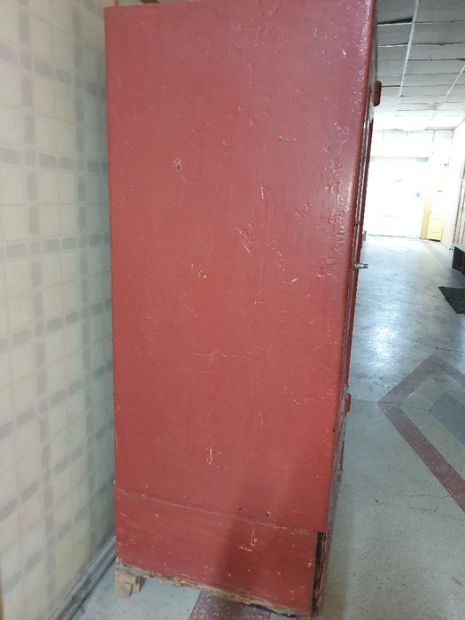 Сейф антикварный, конец 19 века.