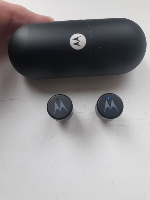 Продам навушники Motorola Verve Buds original у гарному стані