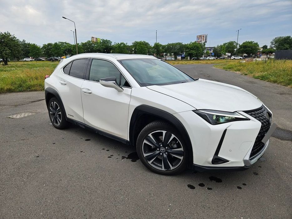 Lexus UX Premium - 4x4 AWD - Bogata wersja - Keyless - Bezawaryjny