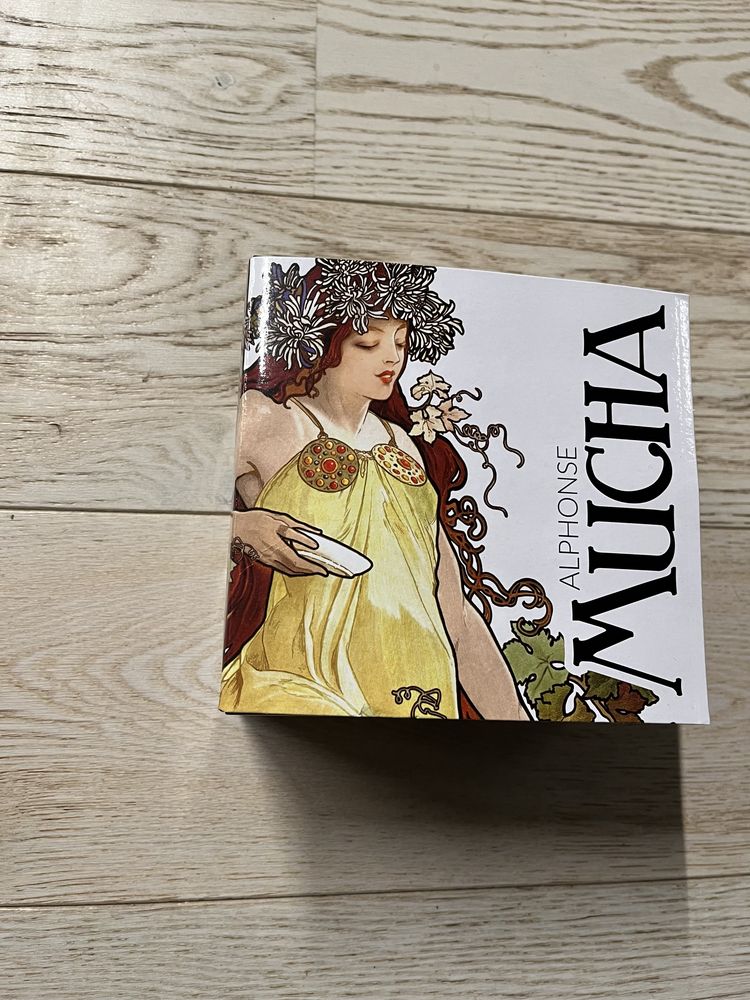 Kubek Carmani Alphonse Mucha Jesień