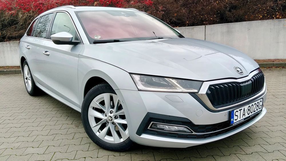Skoda Octavia MatrixRadarGrzanaKanapaTyłWirtualKokpitAmbientHeadupEl.ust.fotele