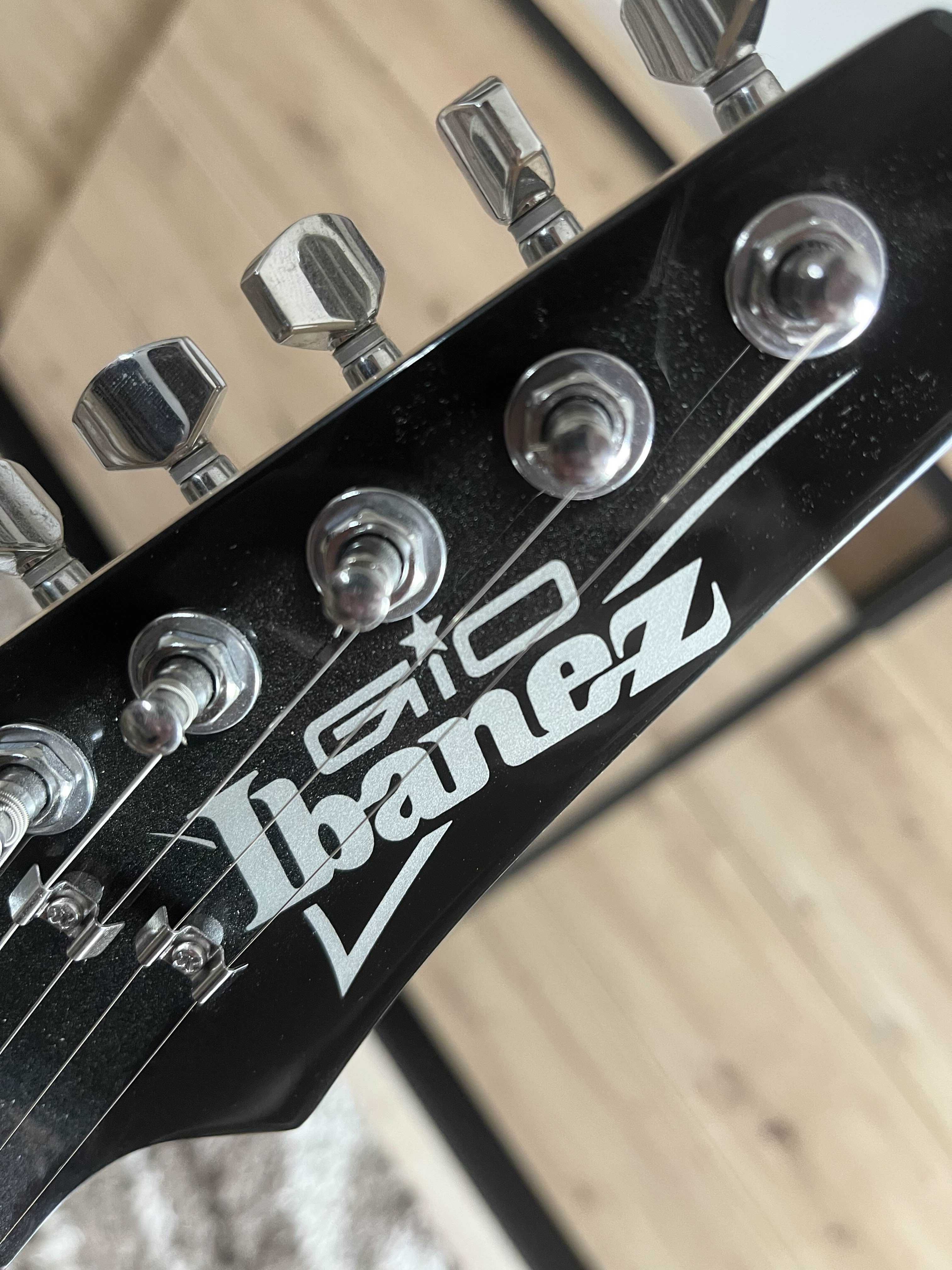Gitara Elektryczna Ibanez GSA60 BKN + wzmacniacz gitarowy
