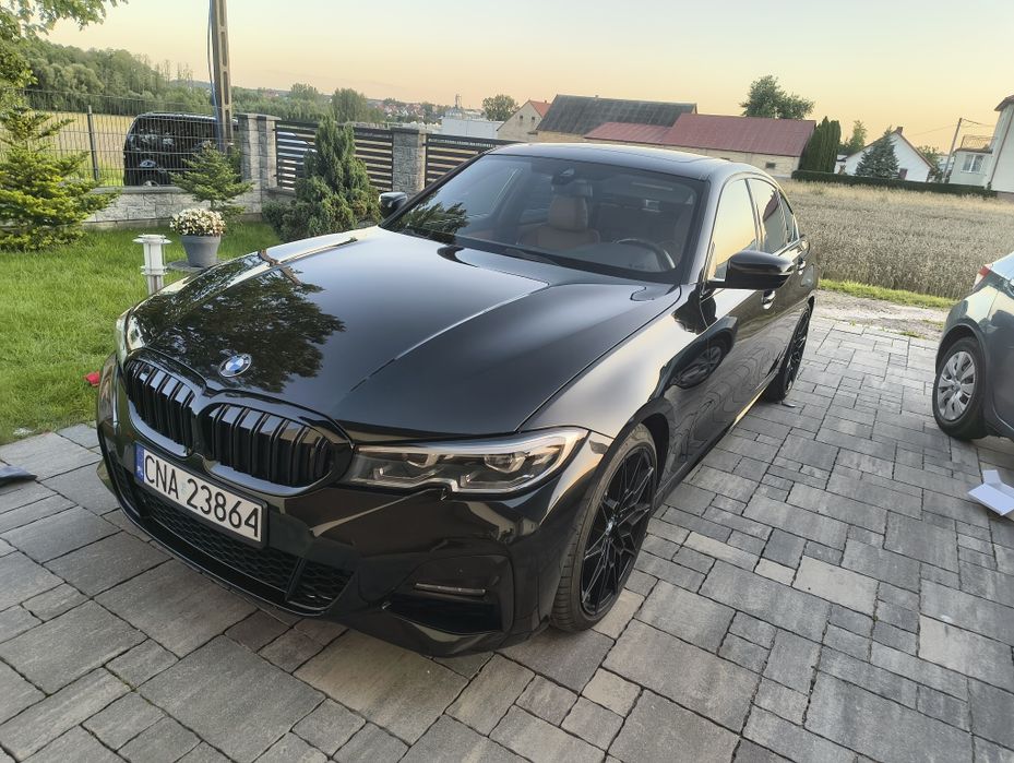 BMW G20 330i 258km