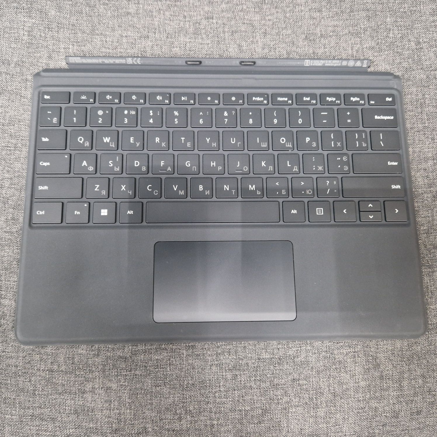 Продам Планшет-Ноутбук Microsoft Surface Pro 8 13" 2k/i5-1145g7/8gb