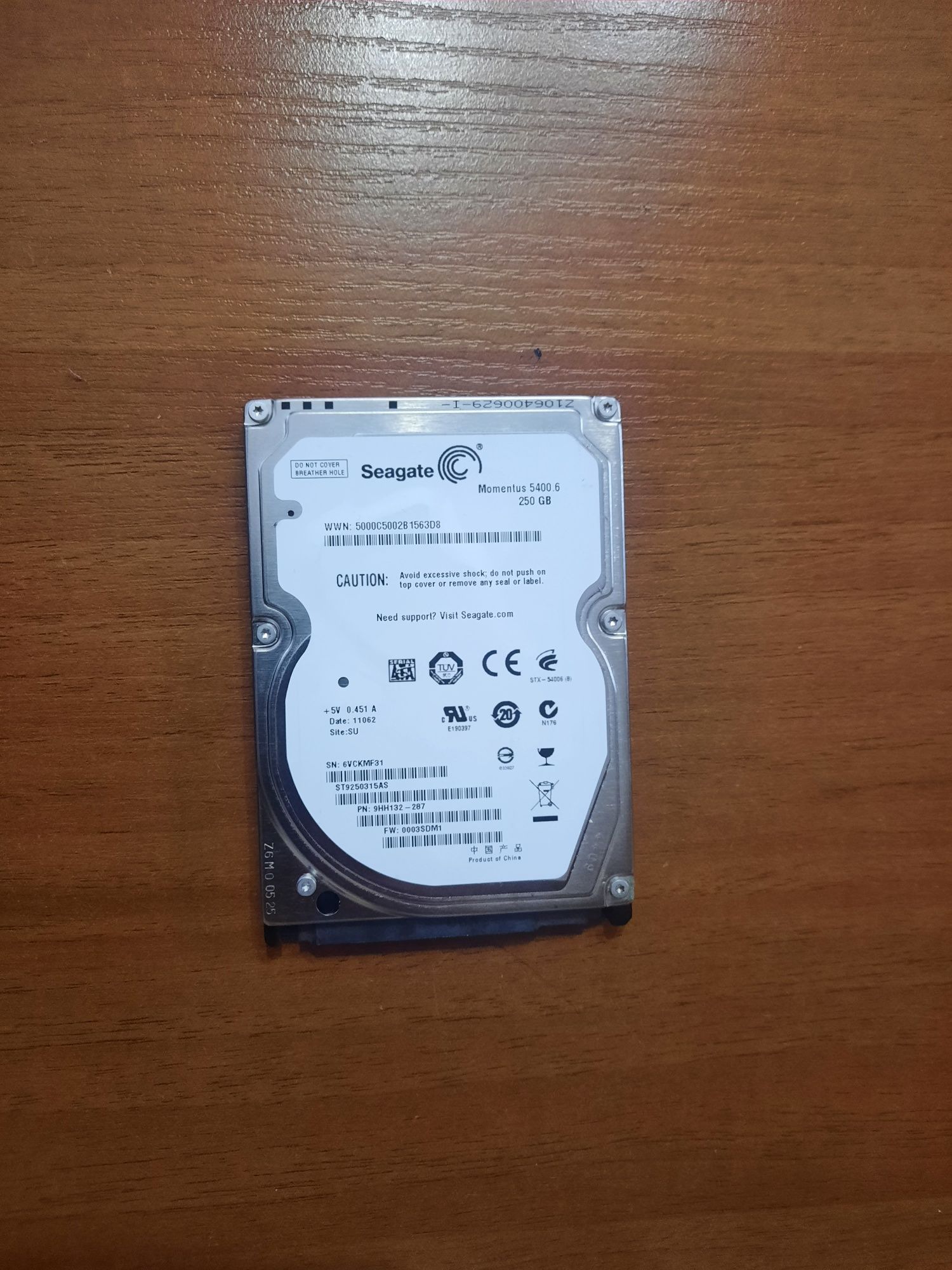 Жорсткий диск Hdd Робочий Sata 250 GB./ 2.5"