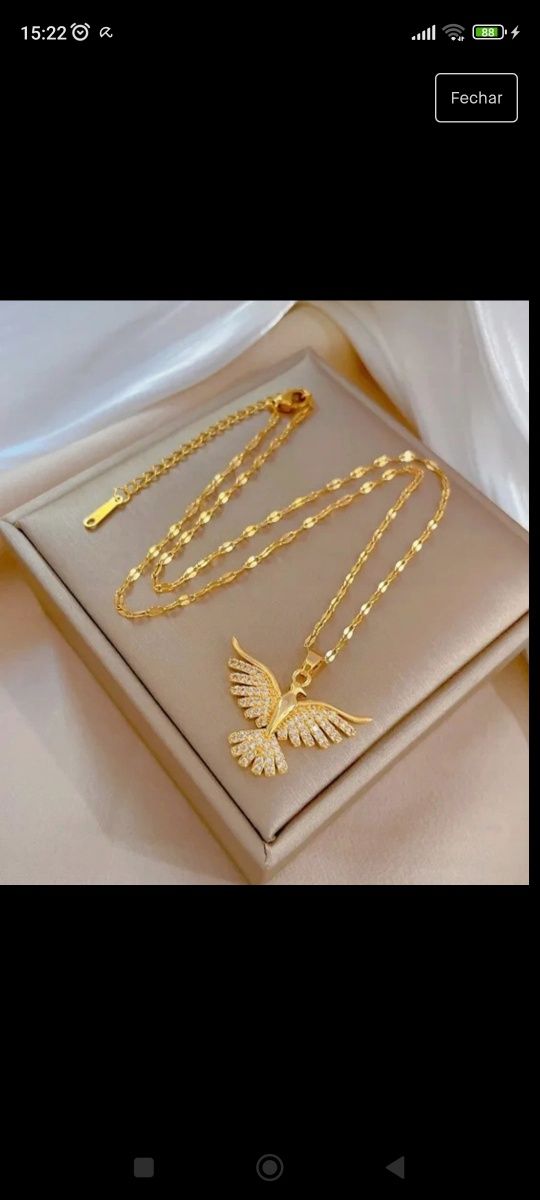 Relógio e colar pulseiras