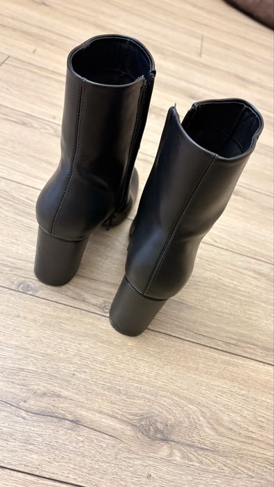 Сапожки reserved  жіночі демісезон