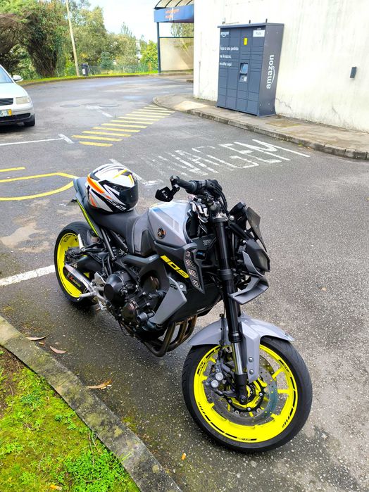 Yamaha Mt09 Fluo Yellow