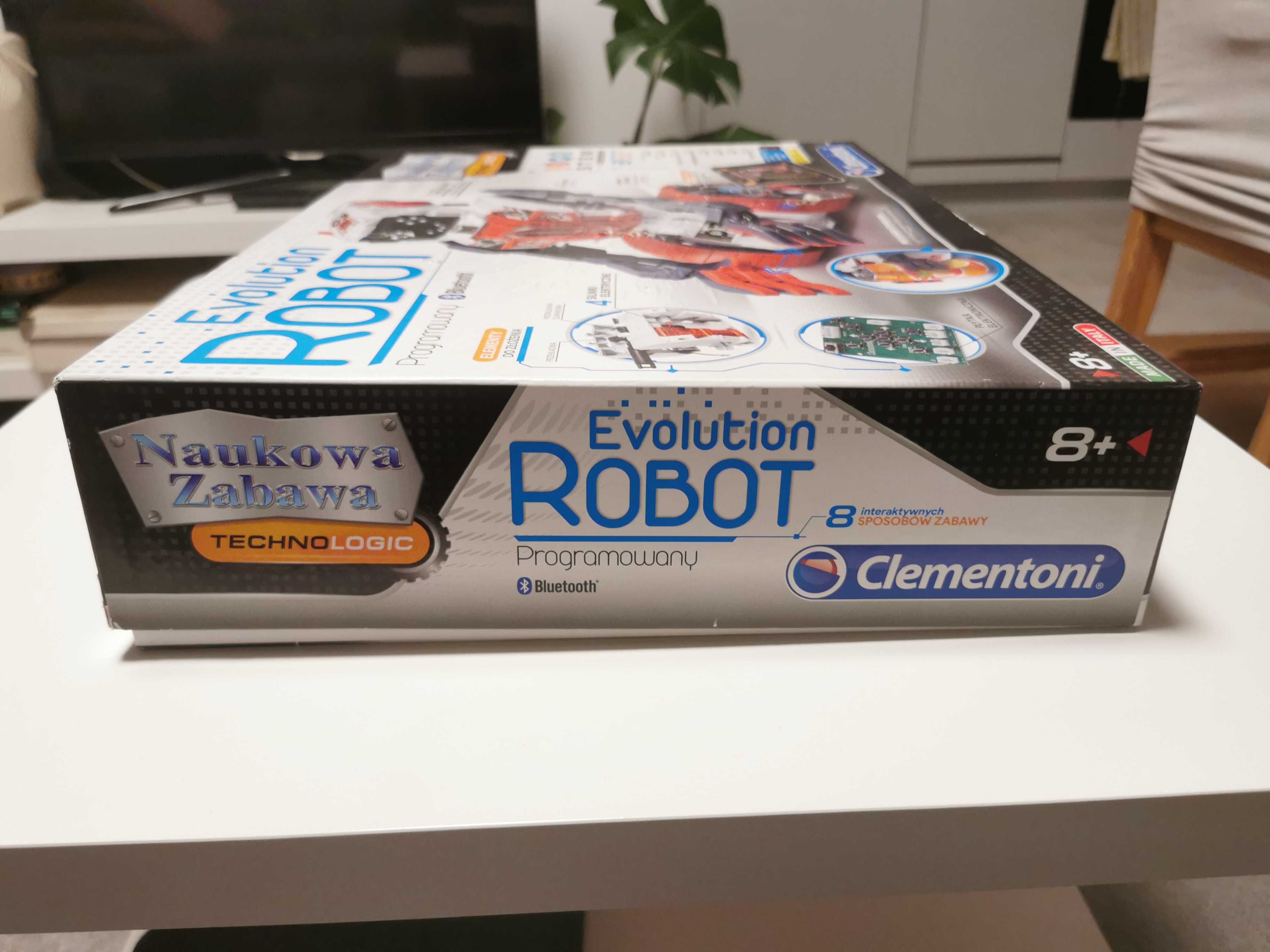 Clementoni Evolution Robot 8+ NOWY