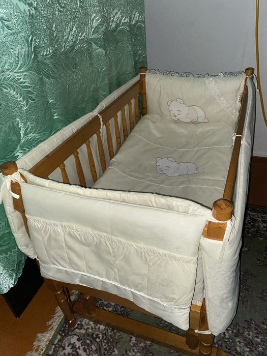 Бортики в ліжечко