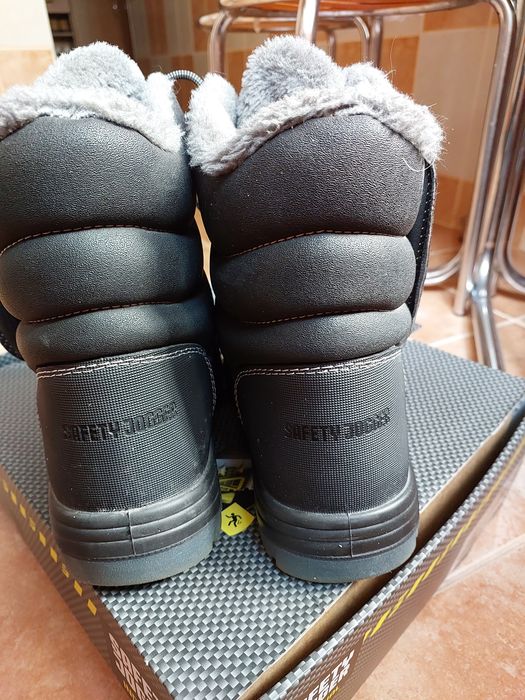 Чоловічі робочі зимові черевики