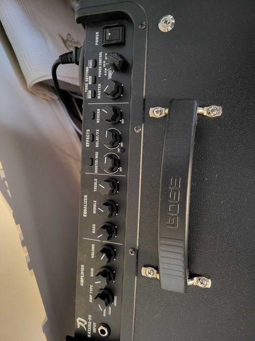 Amplificador de guitarra Boss Kantana 50 W 1ª Geração