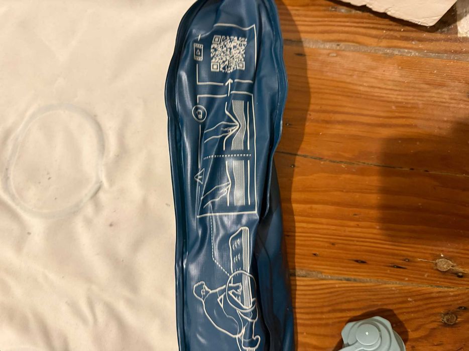 Colchão insuflável Quechua (190x70x16)