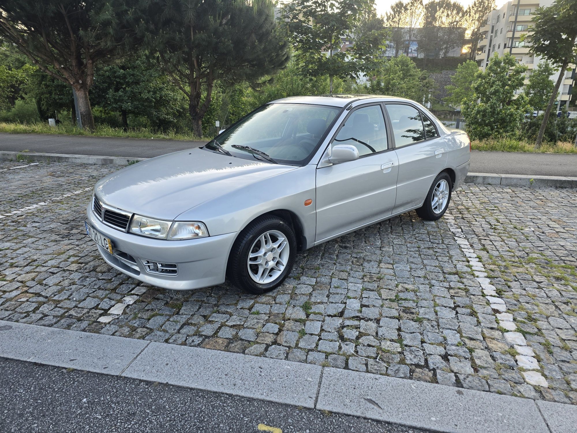 Mitsubishi Lancer 1.3 1 dono 123.000kms