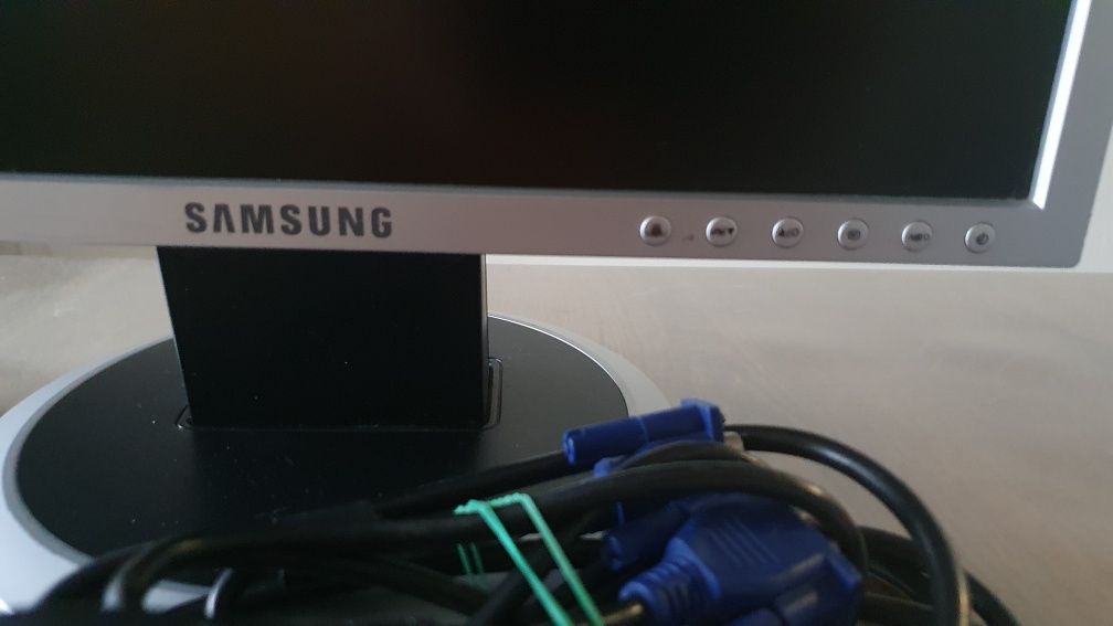 Monitor LCD Samsung SYNCMASTER 740N 17 " 1280 x 1024 px TN