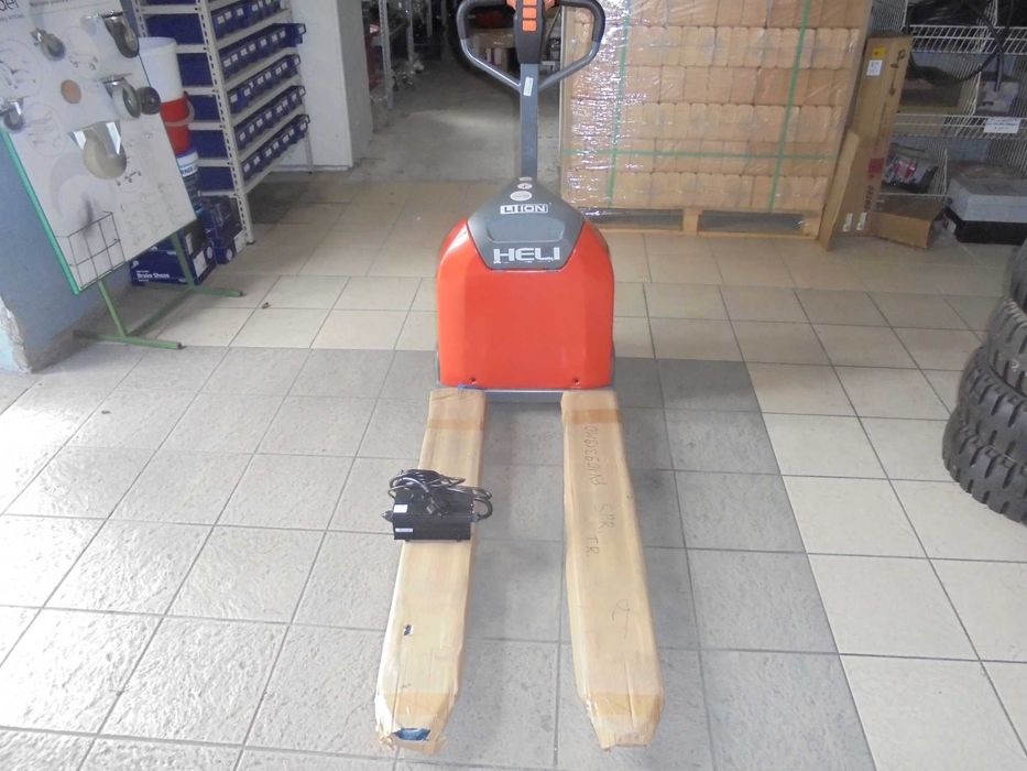 Wózek paletowy elektryczny HELI (podnoszenie i jazda )