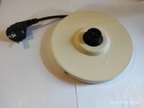 Продам

Нижнюю часть корпуса чайника Braun 3221 WK300
