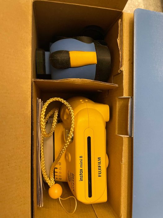 Fujifilm Instax Minion mini 8 special pack nowy