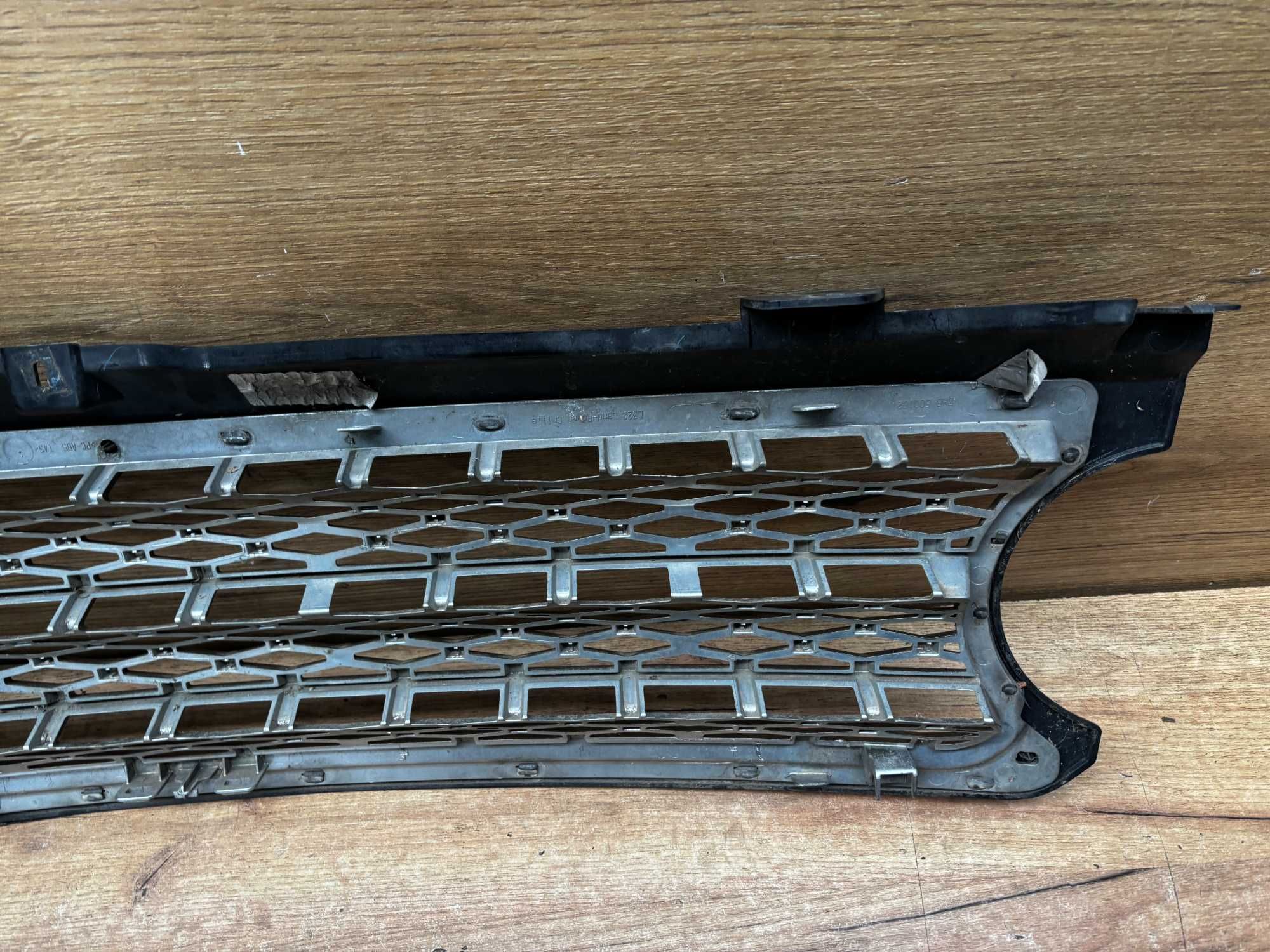 Grill atrapa zderzaka Land Rover Vogue L322