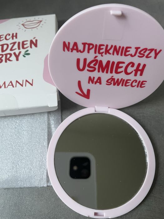 Lusterko kieszonkowe z klapką Rossmann