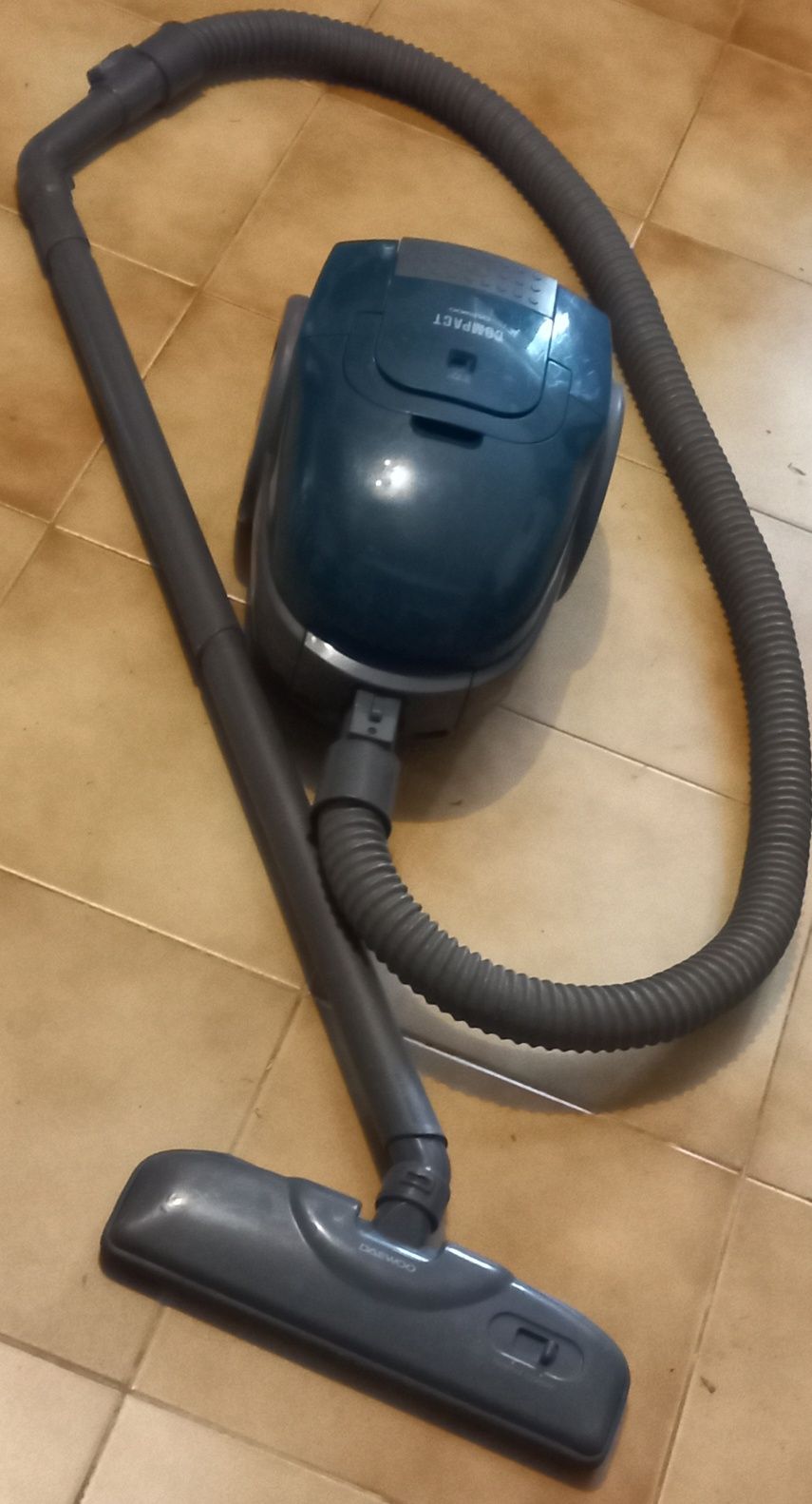 Aspirador Daewoo com boa aspiração