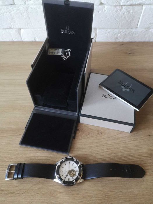 продам годинник BULOVA 96A123