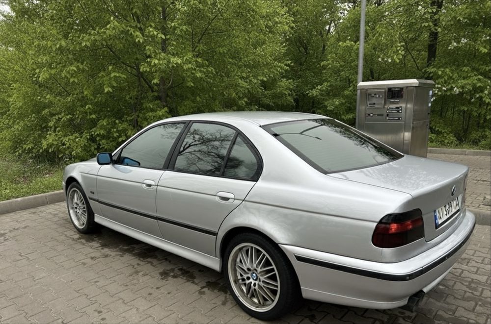 В продаже бмв 5 серии