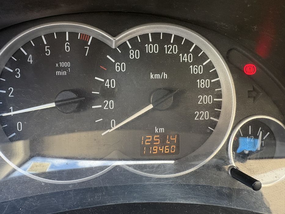 Corsa C - Gasolina - 2003