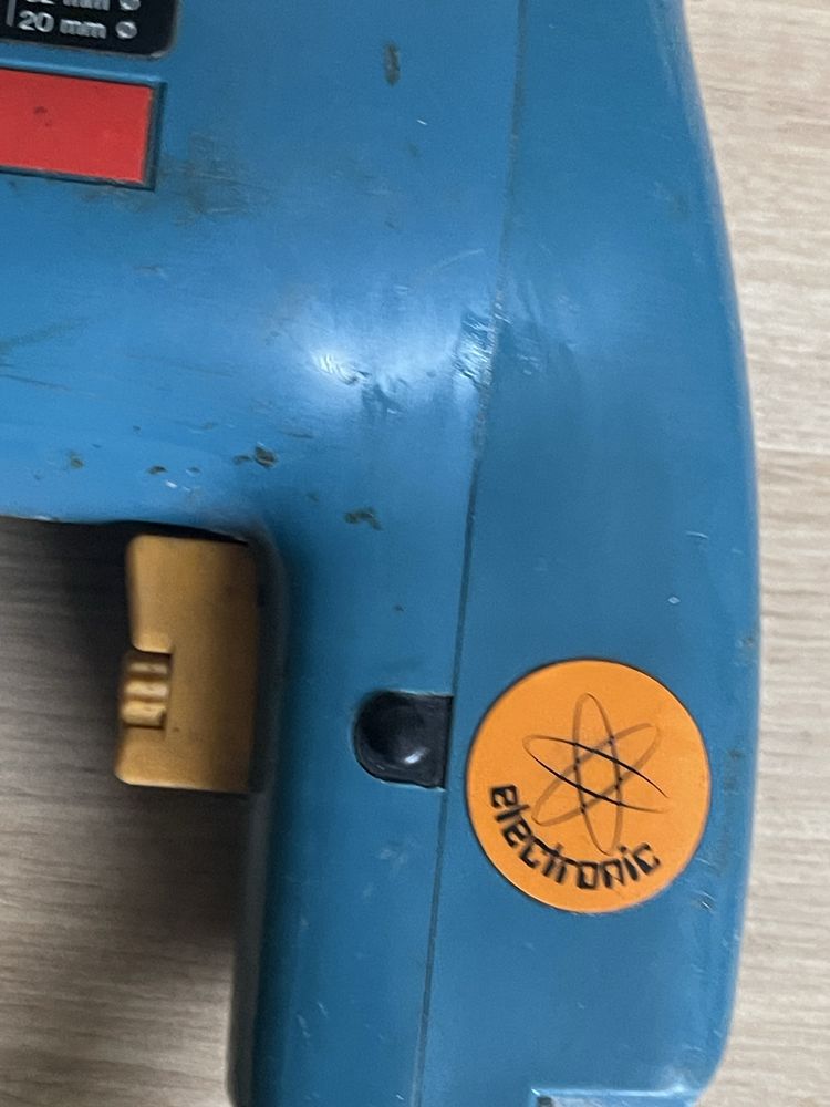 Berbequim Bosch electronico