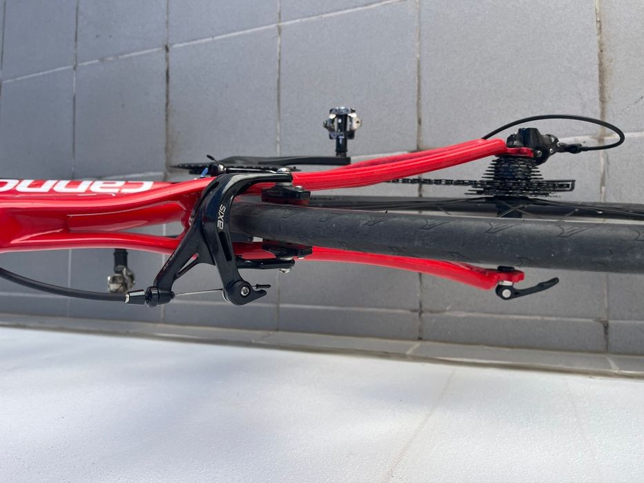 Bicicleta Estrada Aluminio Cannondale Synapse 56