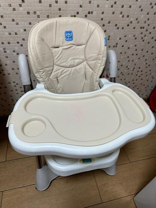 Дитячий стілець для годування від0-4 рок