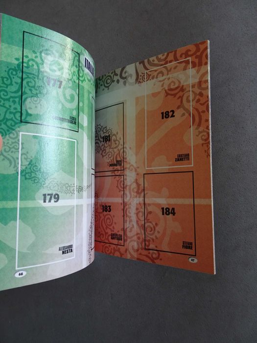 Caderneta de cromos de futebol Euro 2004 Panini - Pocket collection