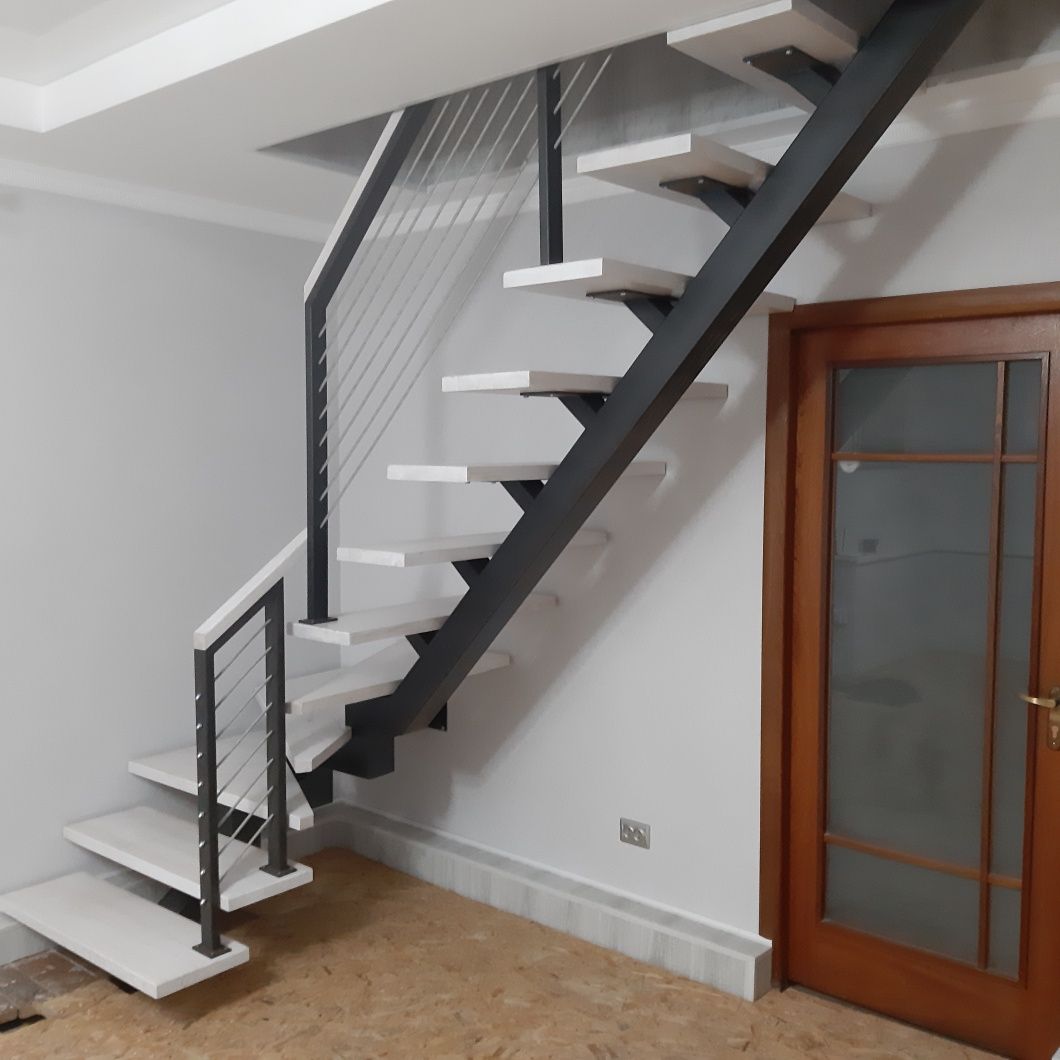 Сходи  Луцьк Монтаж ,Виробник сходів пропонує сходи для вашого дому
