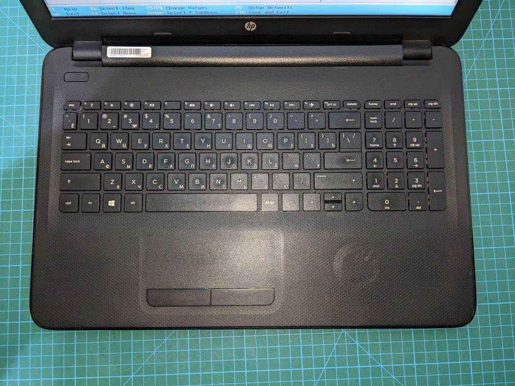 Ноутбук HP 15-ac652ur 15.6" (Intel N3700/8/240) Новая Батарея! (1)