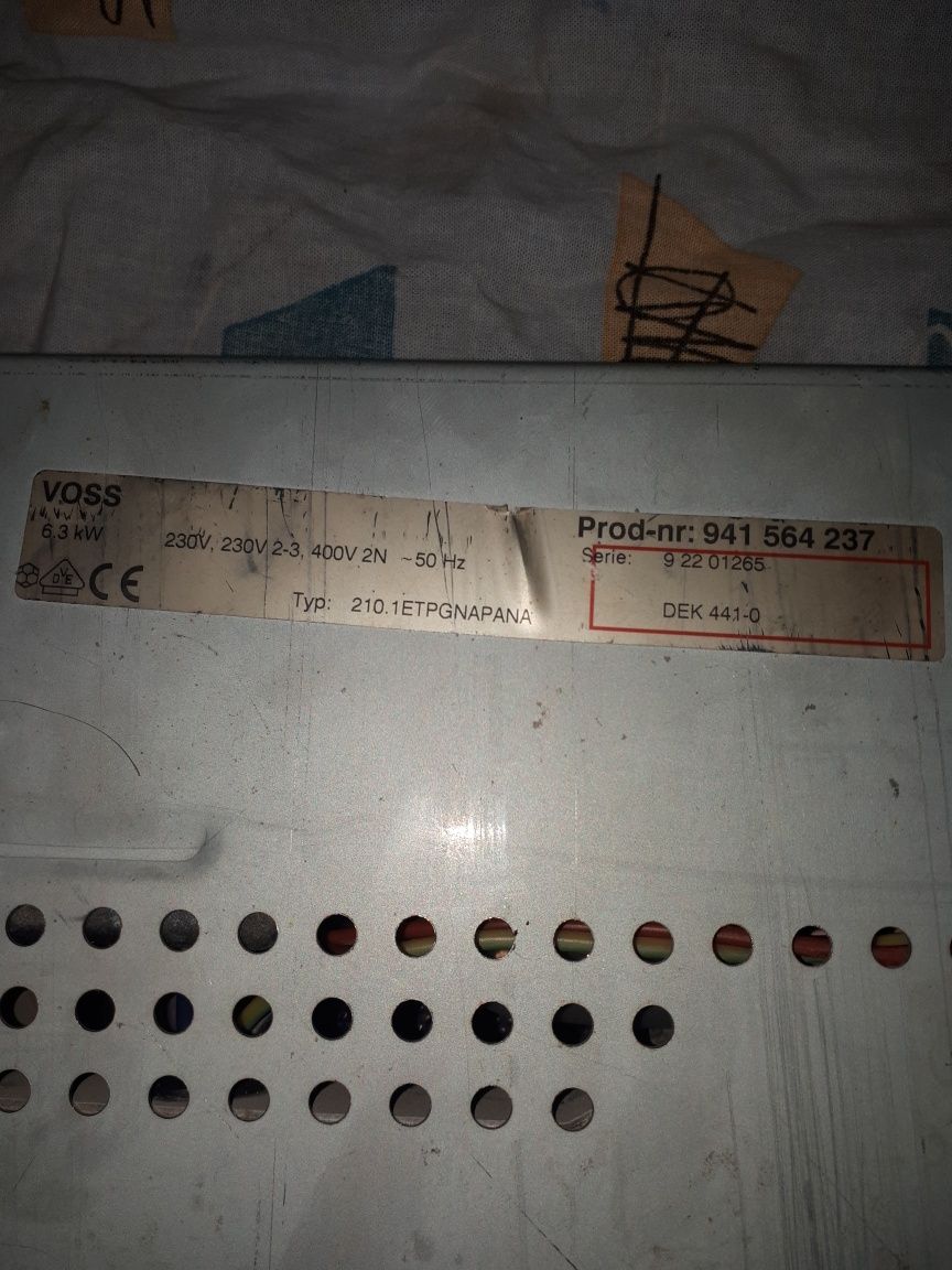 Продам варочную поверхность voss